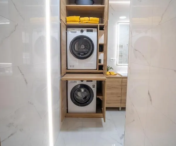 Po Newly Built Appartamento Prešov